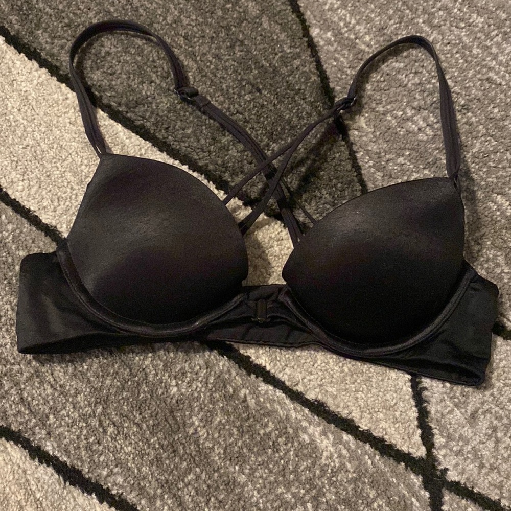 Victoria’s Secret 32A